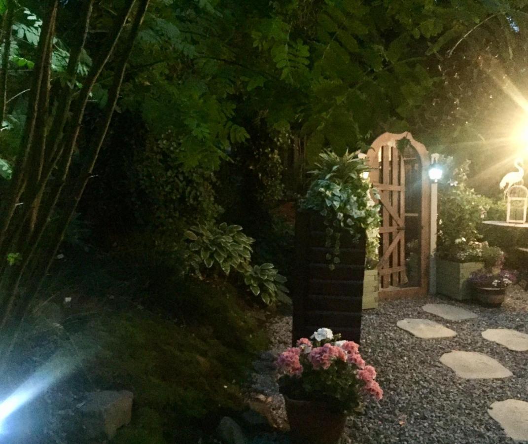 Otter Lodge ออคเทอราร์เดอร์ ภายนอก รูปภาพ