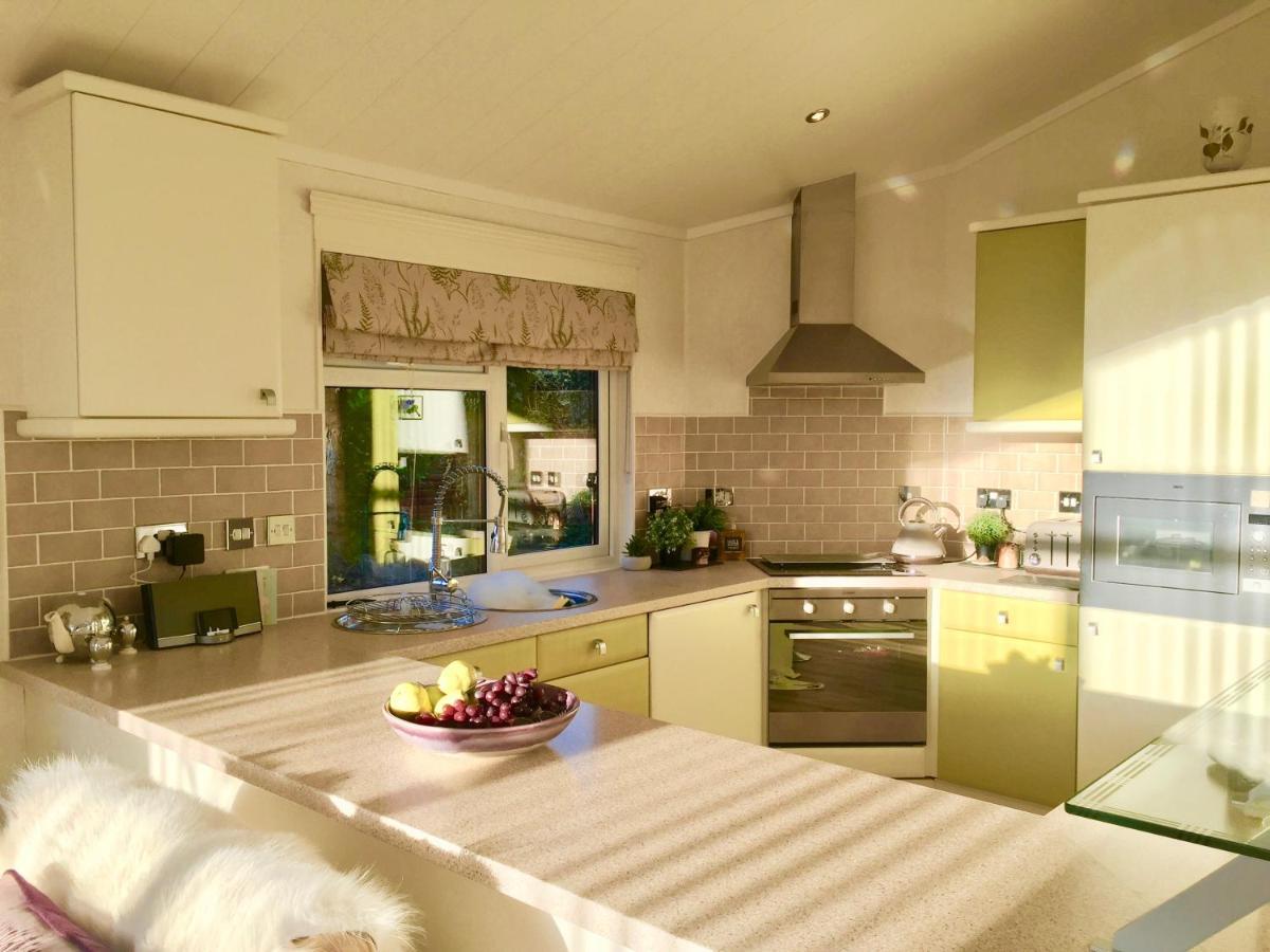 Otter Lodge ออคเทอราร์เดอร์ ภายนอก รูปภาพ